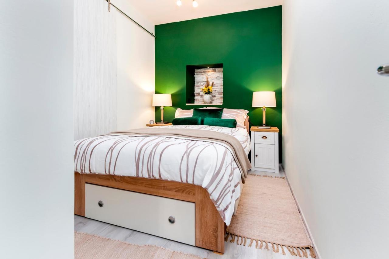 Bella Campagna - Luxury Two Bedroom Apartment Rovinj Zewnętrze zdjęcie